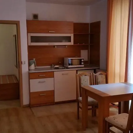 In Polyusi